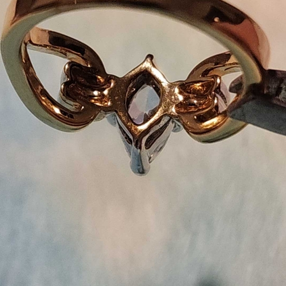 CZ pear shaped, yellow and white gold tone size 9 - Picture 7 of 7